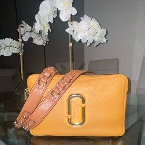 Marc Jacobs Soft Shot 27